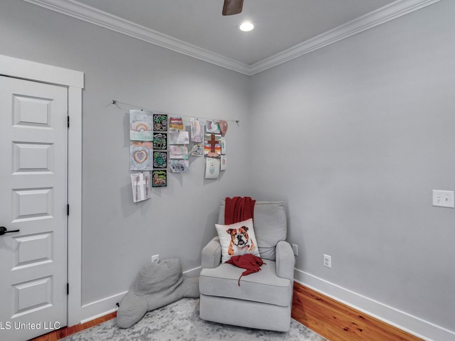 Property Image 37