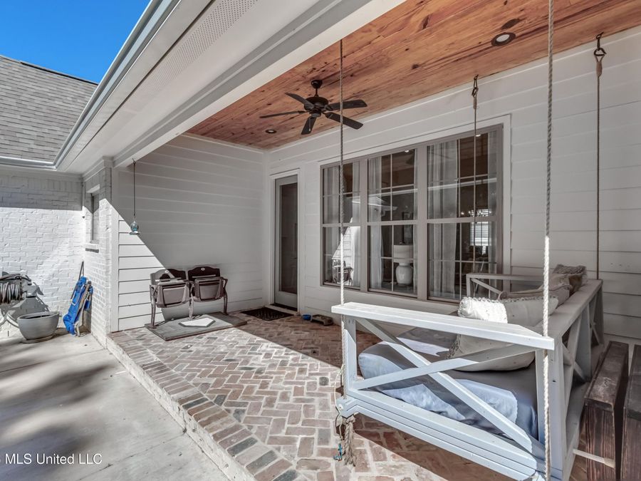 Property Image 61