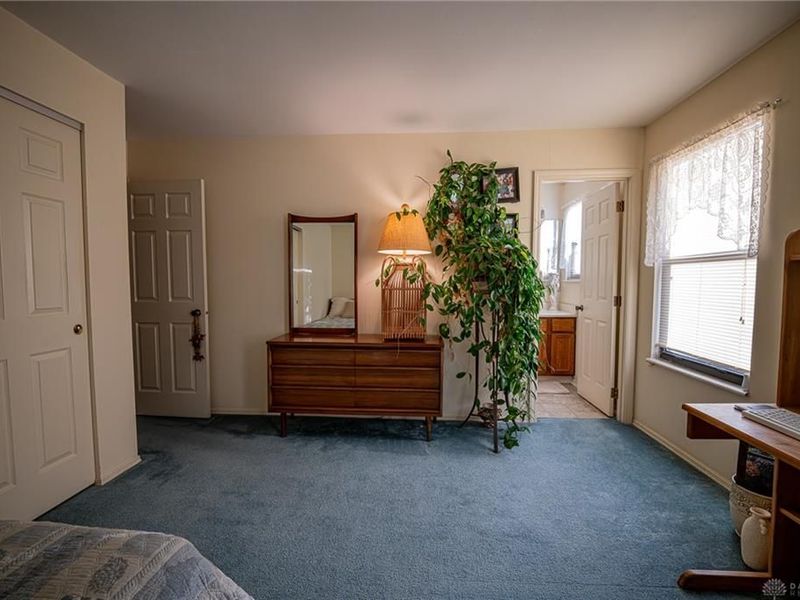 8860 Christygate Lane, Huber Heights, OH 45424 Photo 31