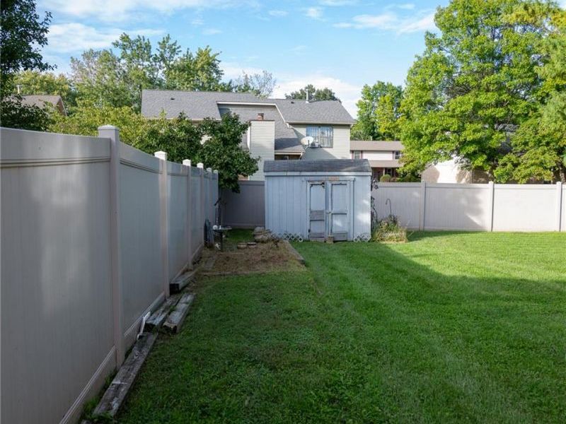 8860 Christygate Lane, Huber Heights, OH 45424 Photo 37