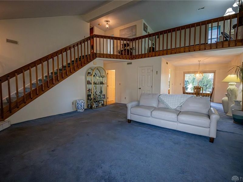 8860 Christygate Lane, Huber Heights, OH 45424 Photo 4