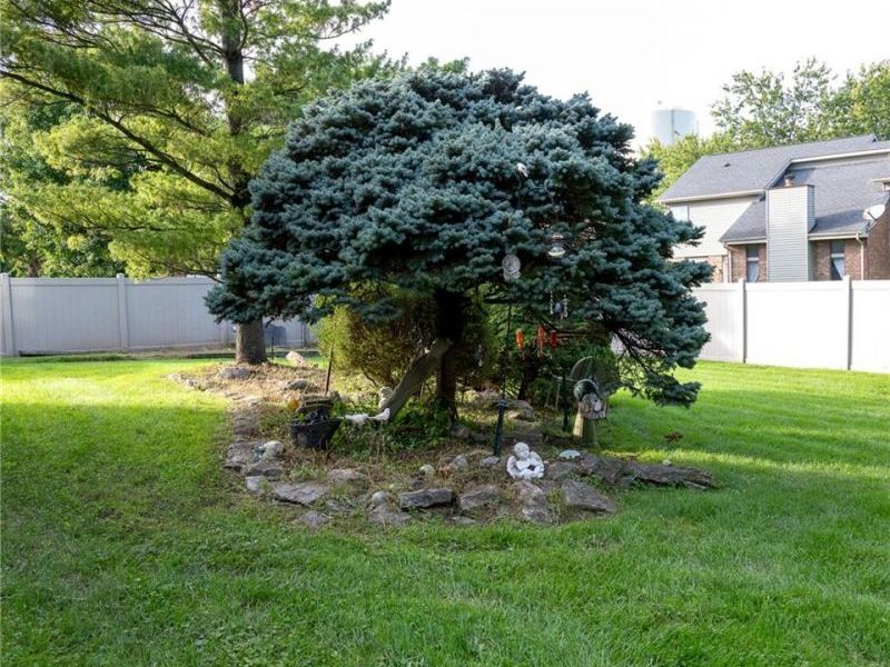 8860 Christygate Lane, Huber Heights, OH 45424 Photo 40