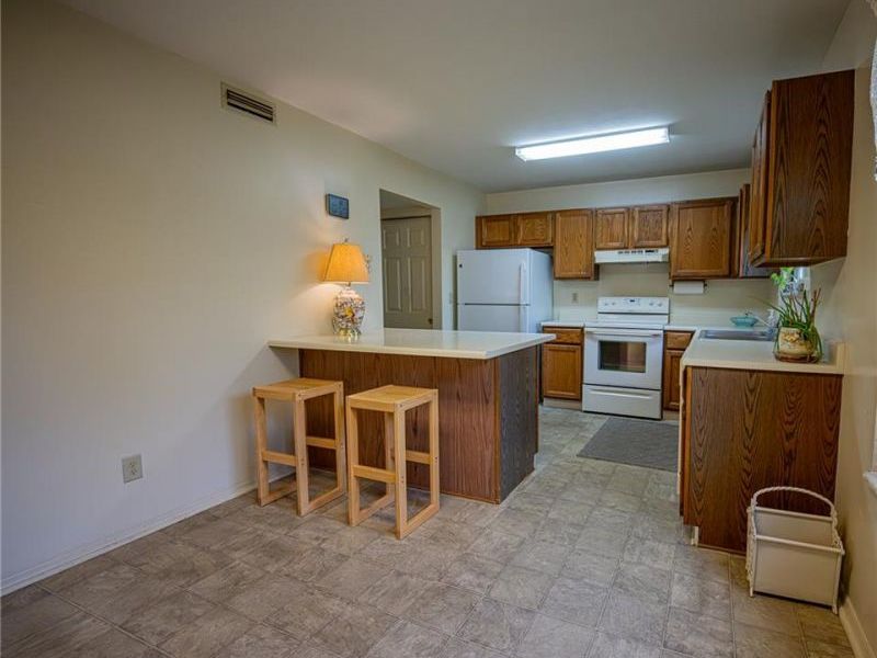 8860 Christygate Lane, Huber Heights, OH 45424 Photo 8