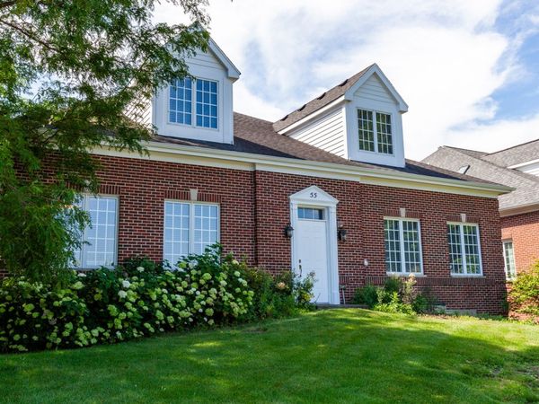 55 Ogden Avenue , Clarendon Hills, IL 60514
