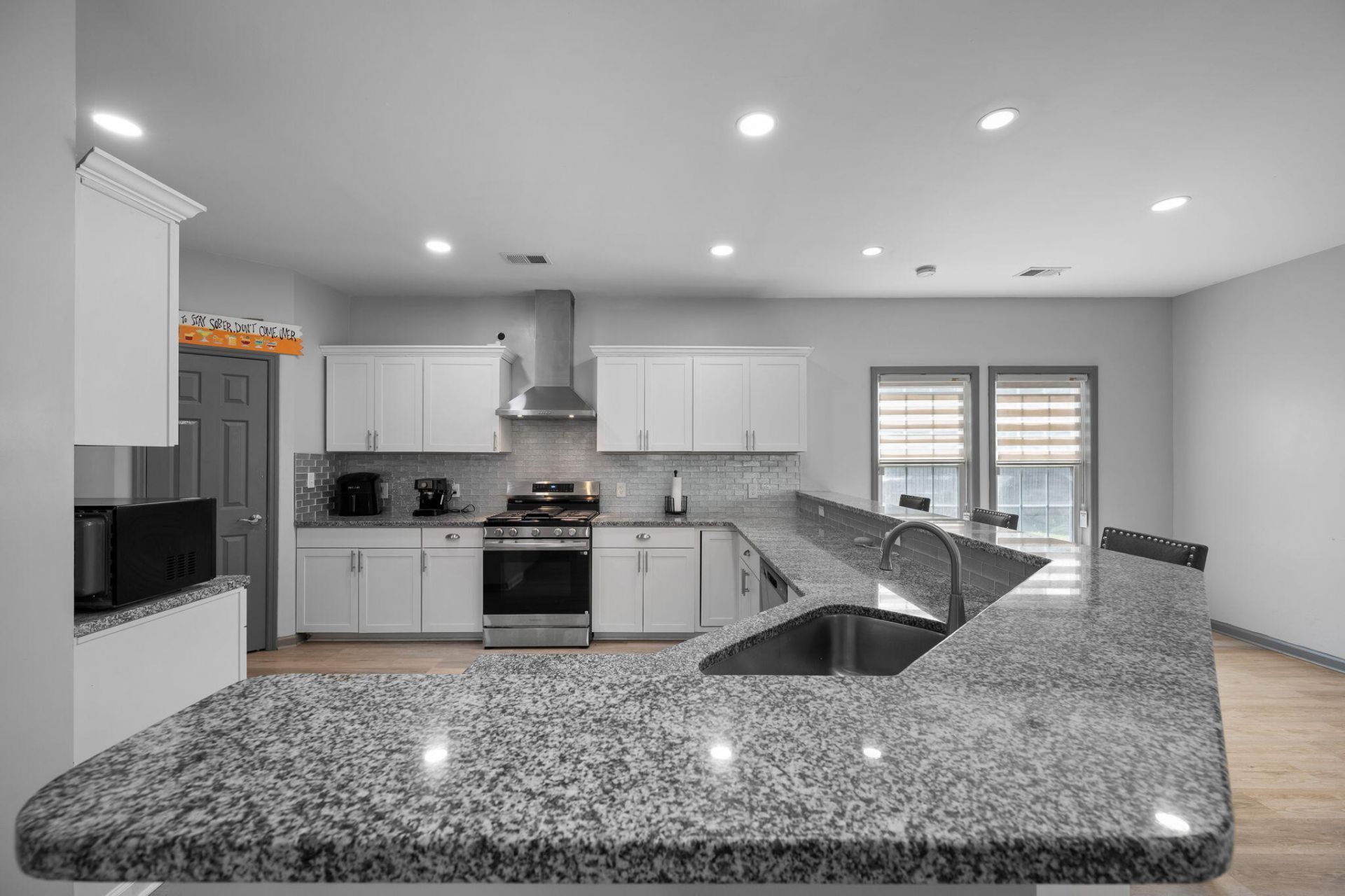301 Southern Sugar Avenue Photo 3