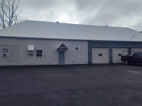 2710 E Brutus Street , Weedsport, NY 13166
