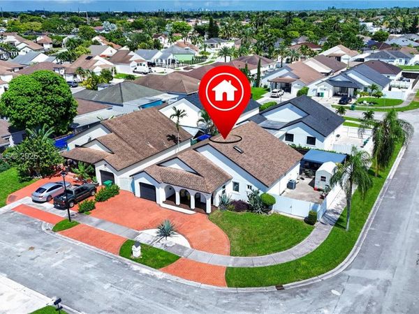 15855 SW 143rd Path , Miami, FL 33177