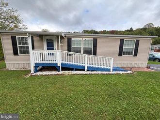 17 BROADWING DRIVE Hanover, PA 17331
