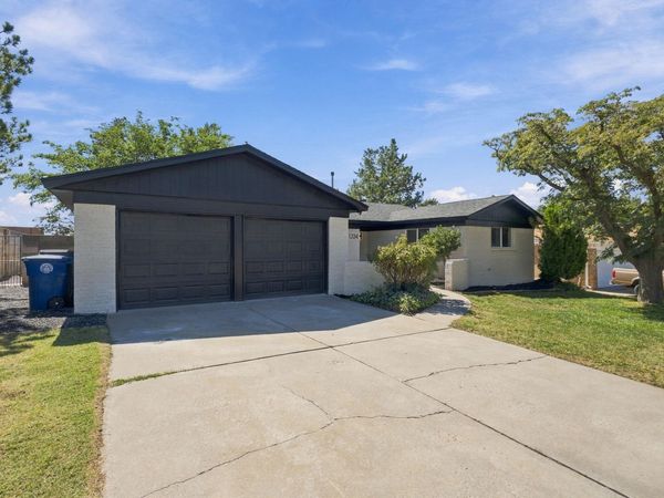 11224 Nassau Drive NE, Albuquerque, NM 87111