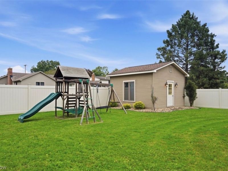 5652 Bonnell Drive, Youngstown, OH 44512 Photo 34