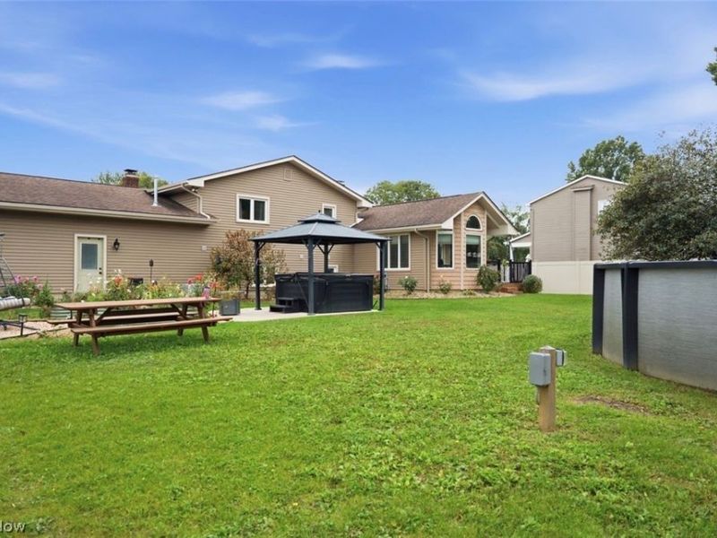 5652 Bonnell Drive, Youngstown, OH 44512 Photo 36