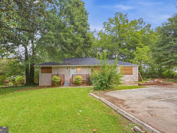 2004 Meadow Lane, Decatur, GA 30032