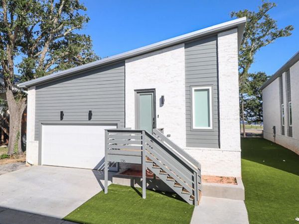 136 Markham Drive, Gulfport, MS 39507