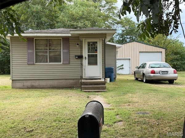 914 Mott , New Madrid, MO 63869