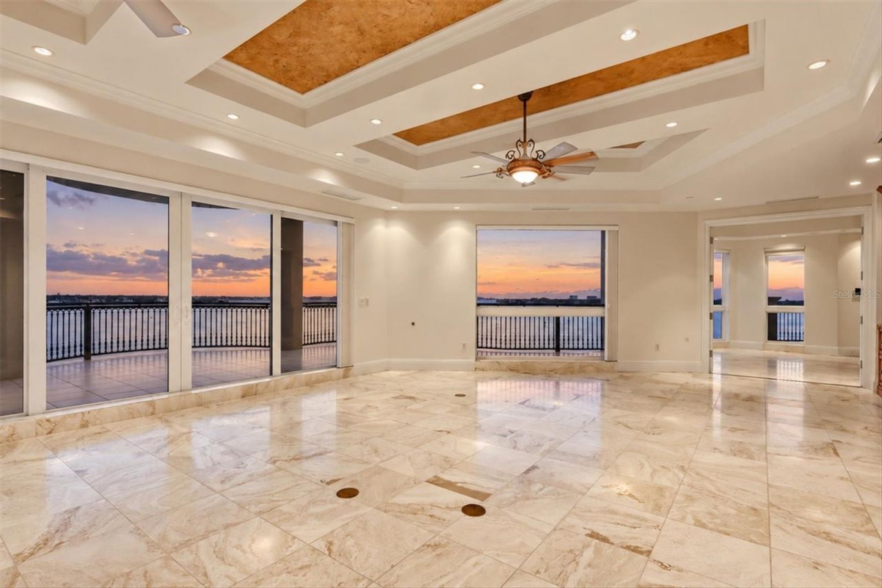 420 Golden Gate Point, Unit 700, Sarasota, FL 34236 Photo