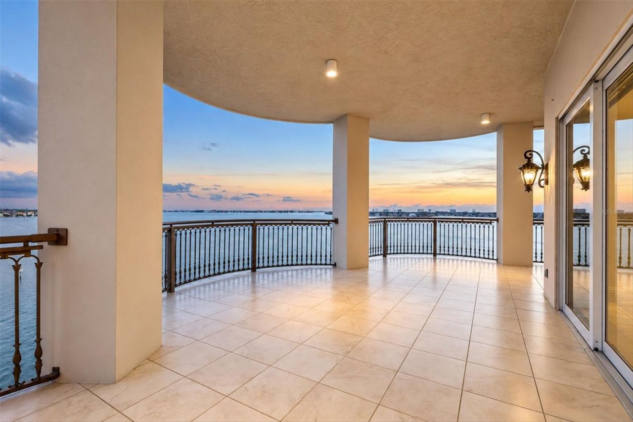 420 Golden Gate Point, Unit 700, Sarasota, FL 34236 Photo