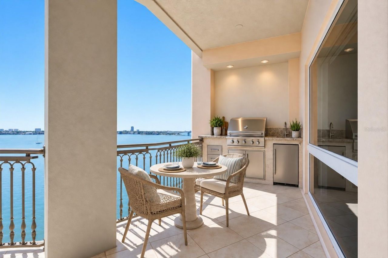 420 Golden Gate Point, Unit 700, Sarasota, FL 34236 Photo