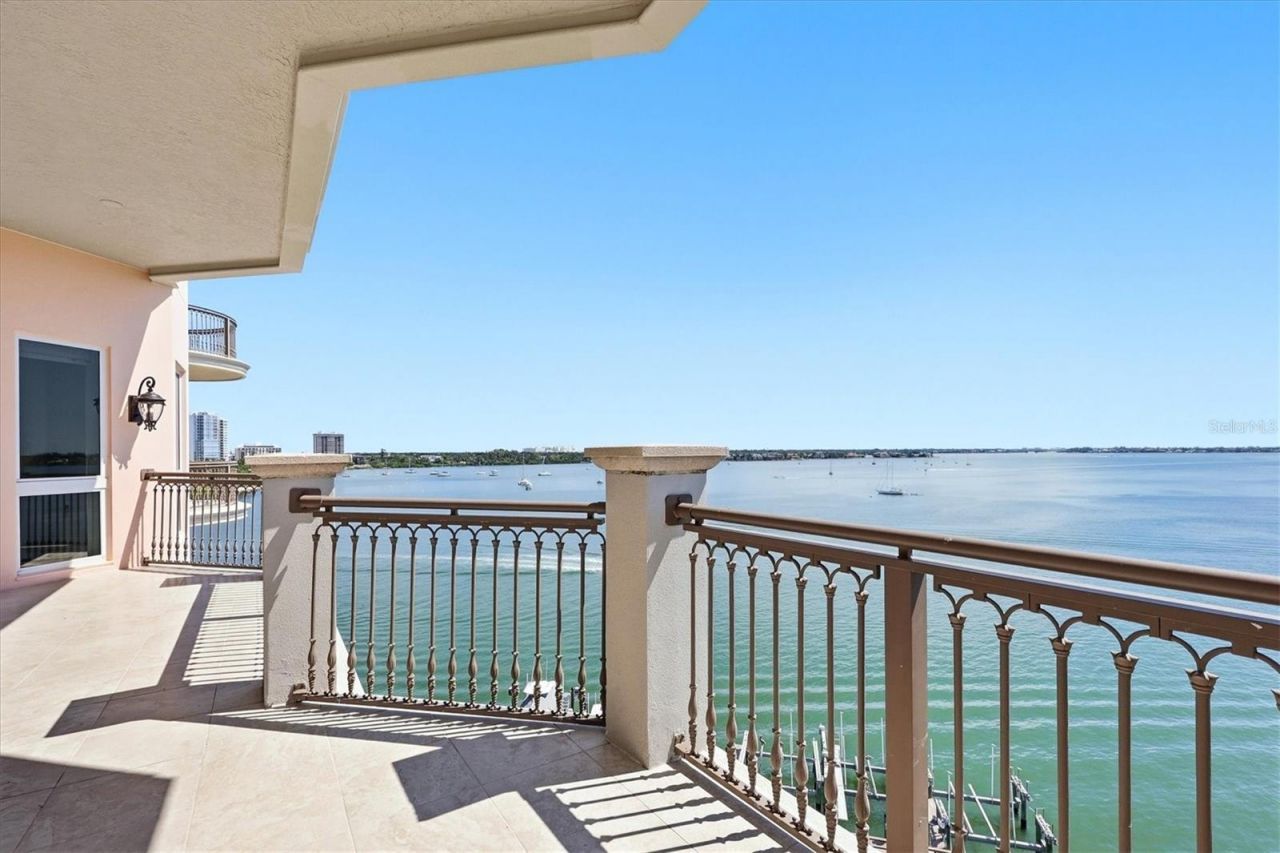 420 Golden Gate Point, Unit 700, Sarasota, FL 34236 Photo