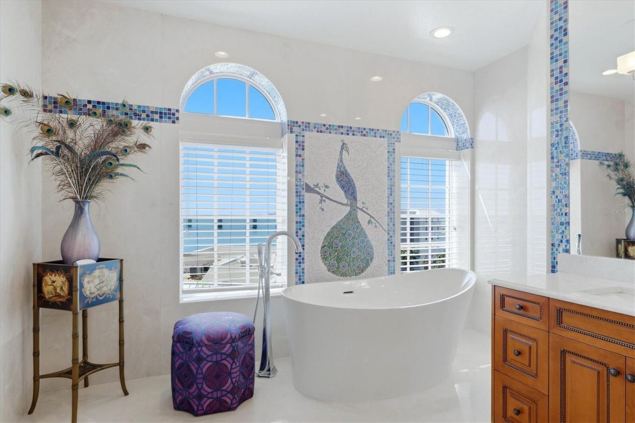 420 Golden Gate Point, Unit 700, Sarasota, FL 34236 Photo