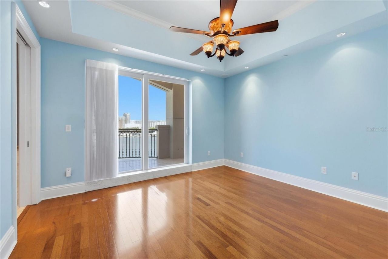 420 Golden Gate Point, Unit 700, Sarasota, FL 34236 Photo