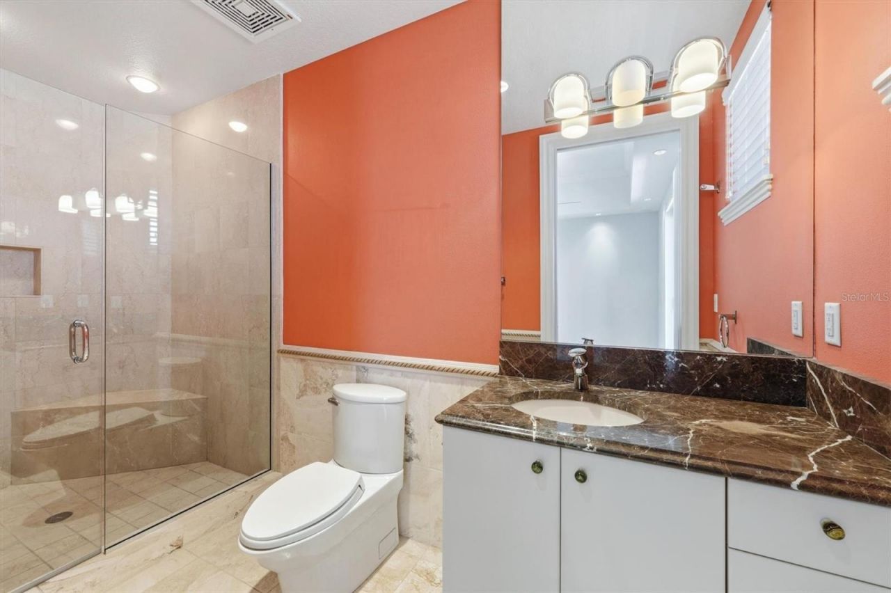 420 Golden Gate Point, Unit 700, Sarasota, FL 34236 Photo