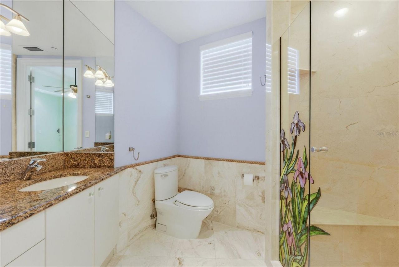 420 Golden Gate Point, Unit 700, Sarasota, FL 34236 Photo