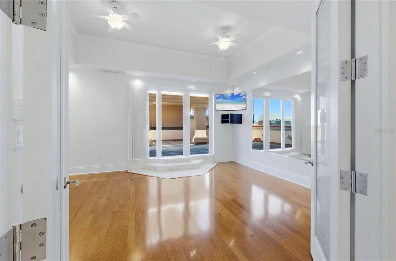 420 Golden Gate Point, Unit 700, Sarasota, FL 34236 Photo