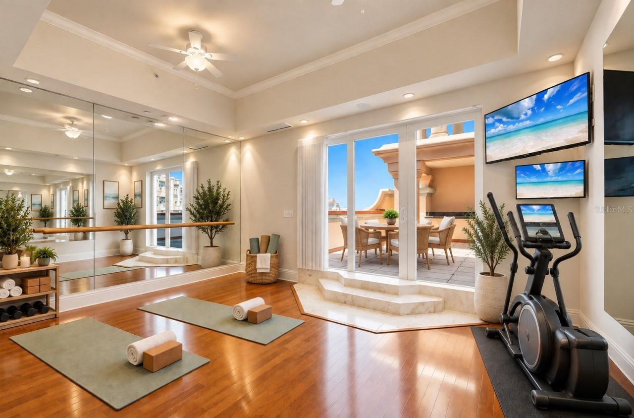 420 Golden Gate Point, Unit 700, Sarasota, FL 34236 Photo