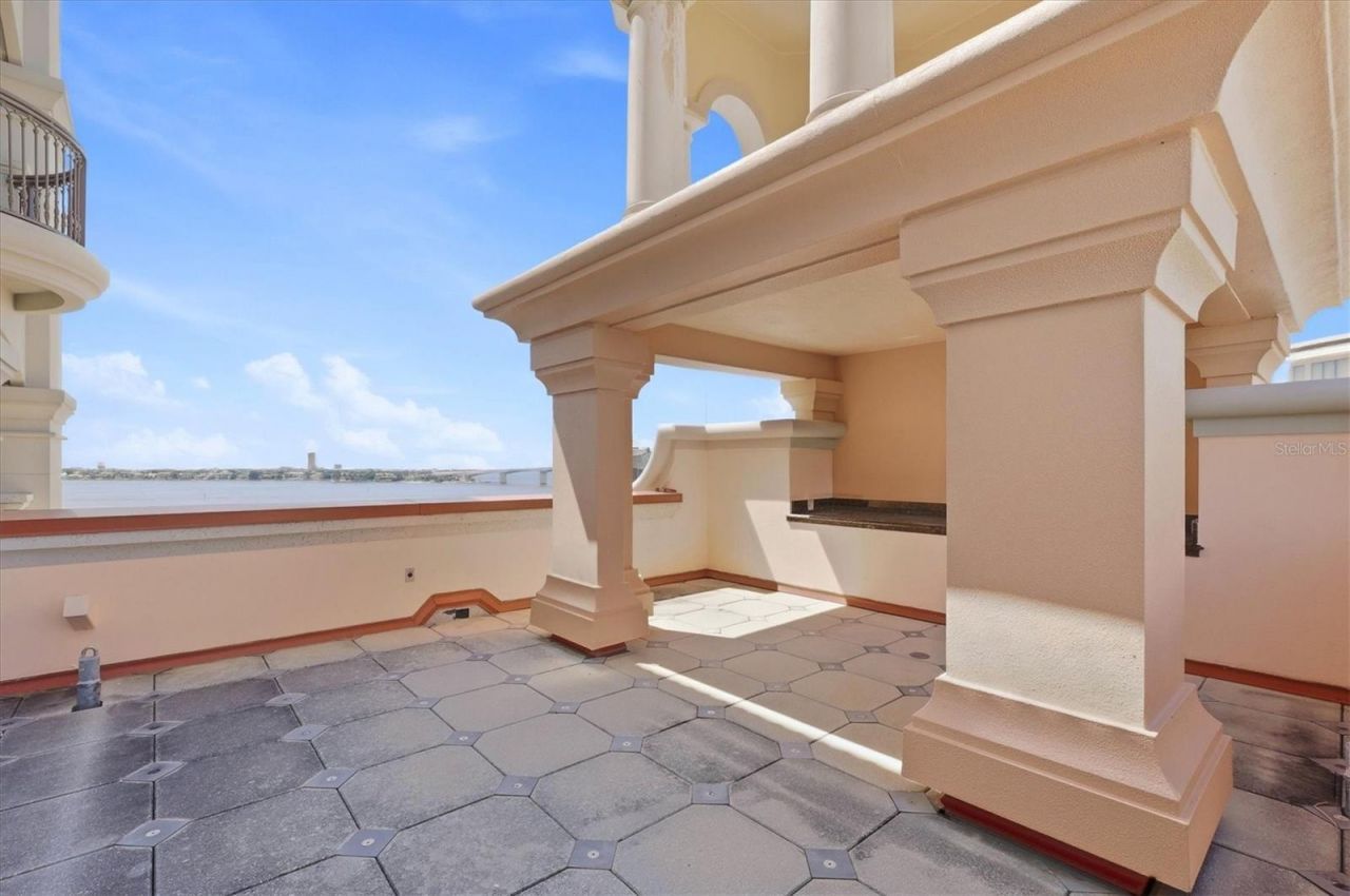 420 Golden Gate Point, Unit 700, Sarasota, FL 34236 Photo