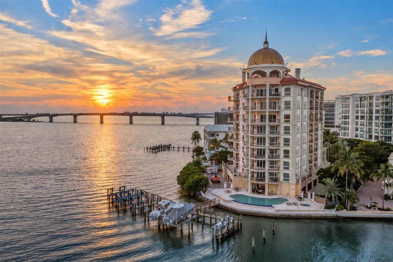 420 Golden Gate Point, Unit 700, Sarasota, FL 34236 Photo