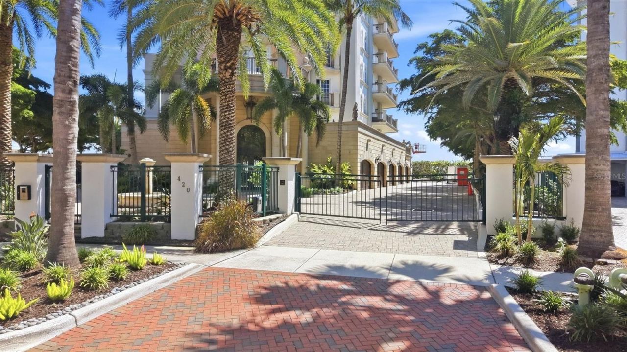 420 Golden Gate Point, Unit 700, Sarasota, FL 34236 Photo