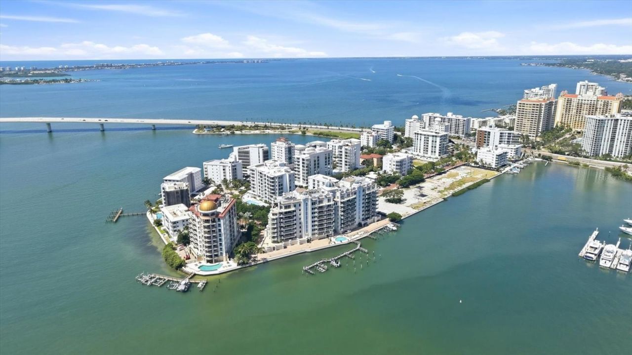 420 Golden Gate Point, Unit 700, Sarasota, FL 34236 Photo