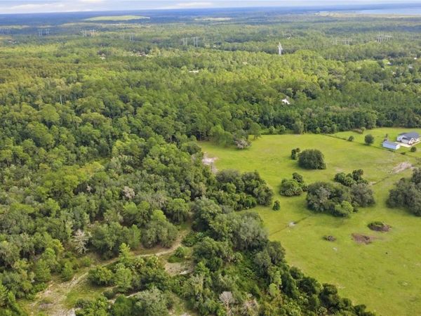 SENECA OAKS TRAIL , GENEVA, FL 32732