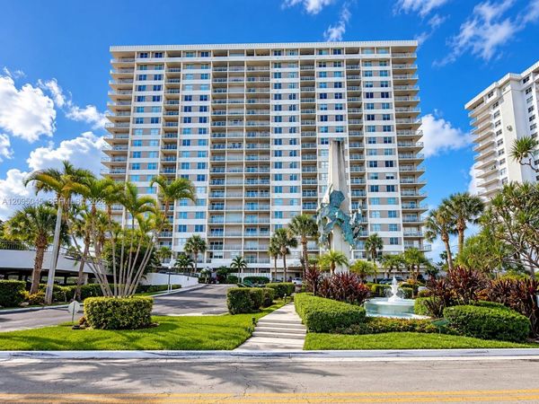 300 Bayview Dr, Unit 2014, Sunny Isles Beach, FL 33160