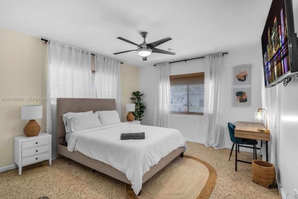 3225 SW 58th Ave , Unit FRONT, Miami, FL 33155 Photo