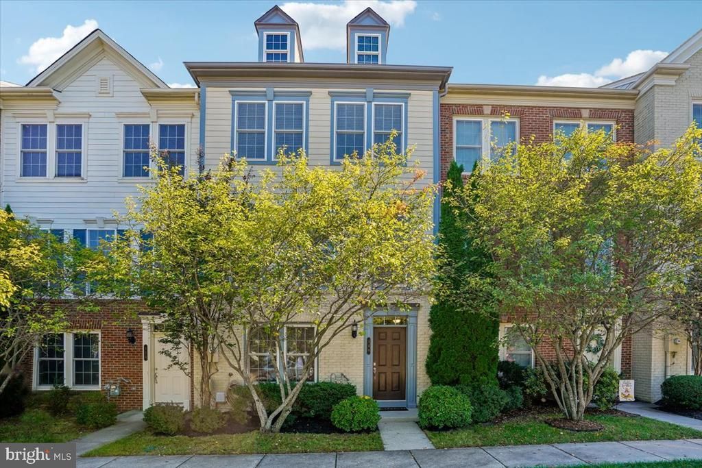 149 Great Laurel Square Se, Leesburg, VA 20175 Main Photo