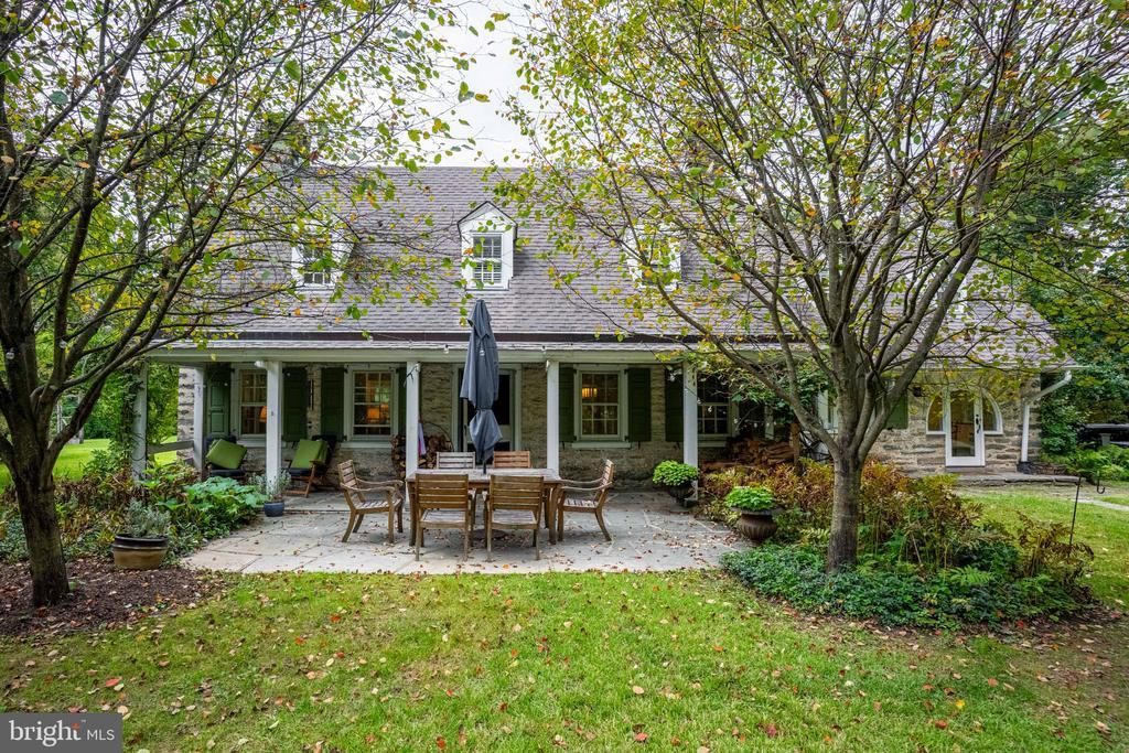 1681 E WILLOW GROVE AVENUE, GLENSIDE, PA 19038