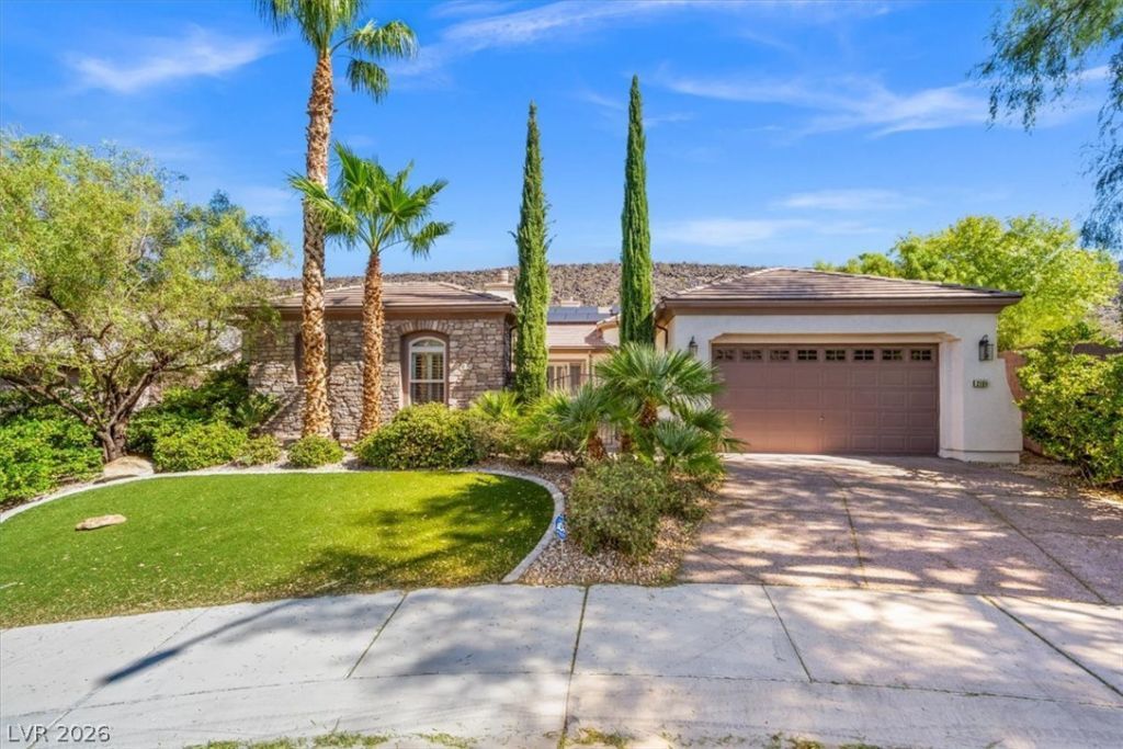 2104 Pont National Drive, Henderson, NV 89044 Main Photo