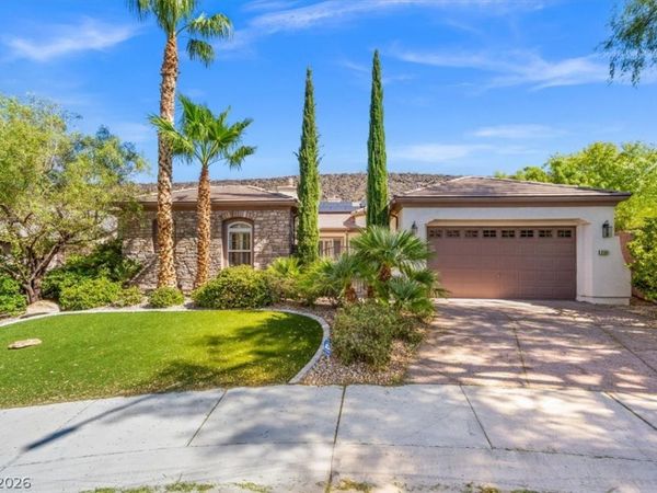 2104 Pont National Drive, Henderson, NV 89044