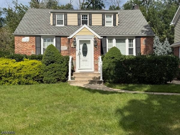 118 3Rd St, Dunellen, NJ 08812