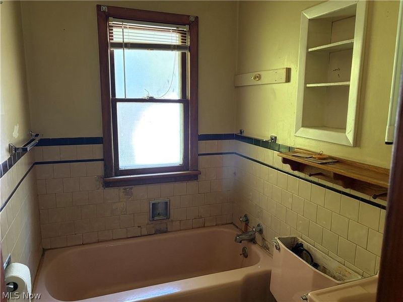 1235 E Turkeyfoot Lake Road, Akron, OH 44312 Photo 9