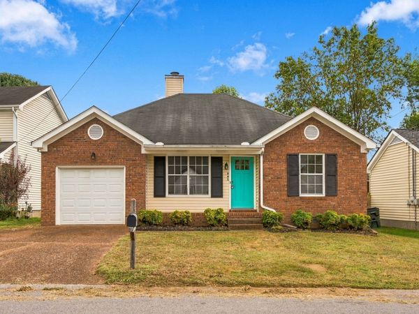 342 N Birchwood Dr , Hendersonville, TN 37075