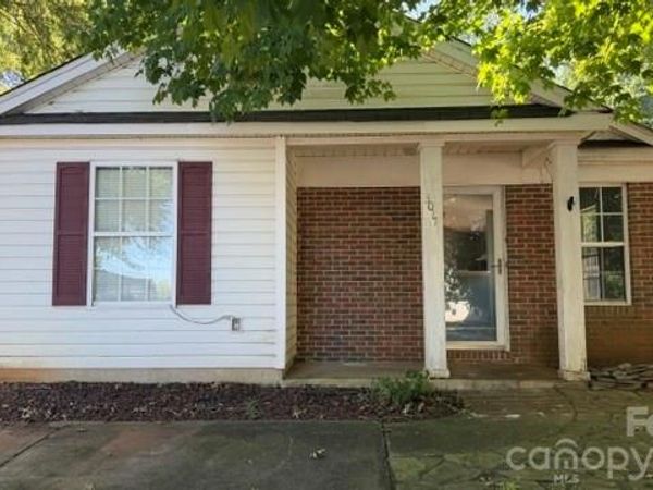3017 Winners Circle SW, Concord, NC 28025