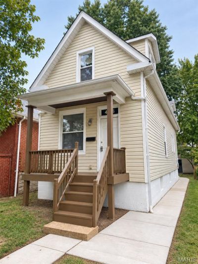 4805 Goethe Avenue, Saint Louis, MO 63116 Main Photo