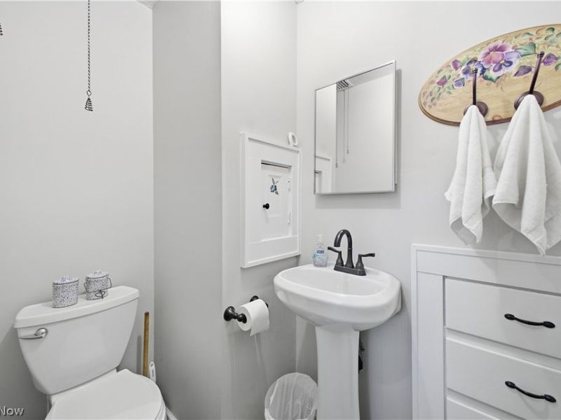 24 Overlook Boulevard, Struthers, OH 44471 Photo 14