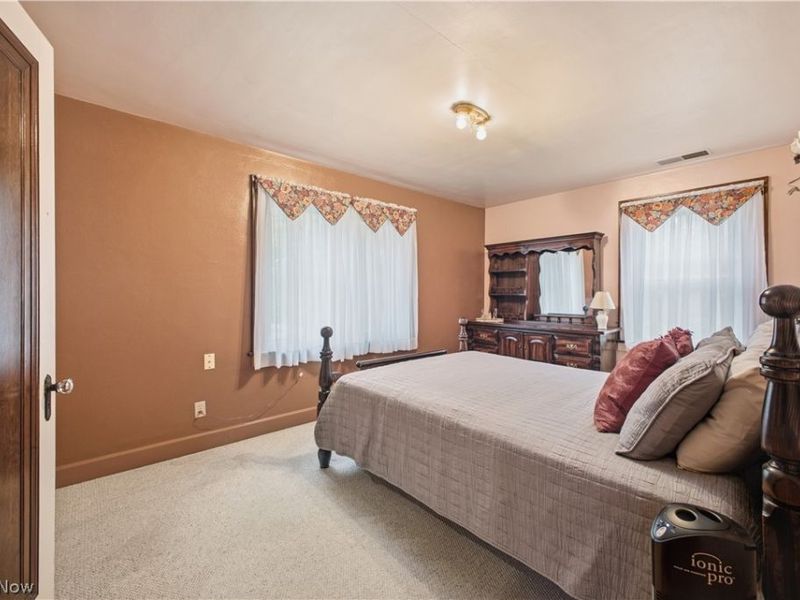 24 Overlook Boulevard, Struthers, OH 44471 Photo 19