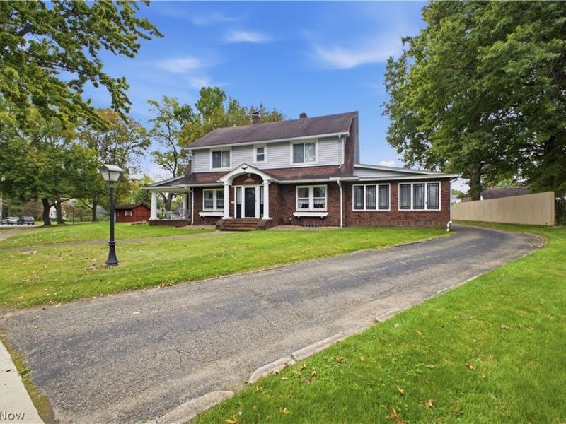 24 Overlook Boulevard, Struthers, OH 44471 Photo 2