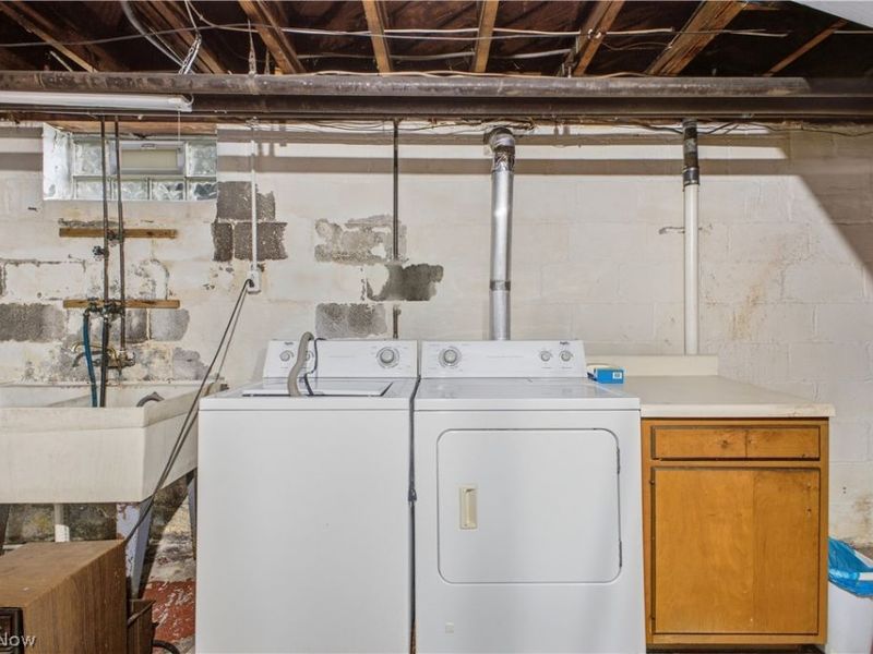 24 Overlook Boulevard, Struthers, OH 44471 Photo 33