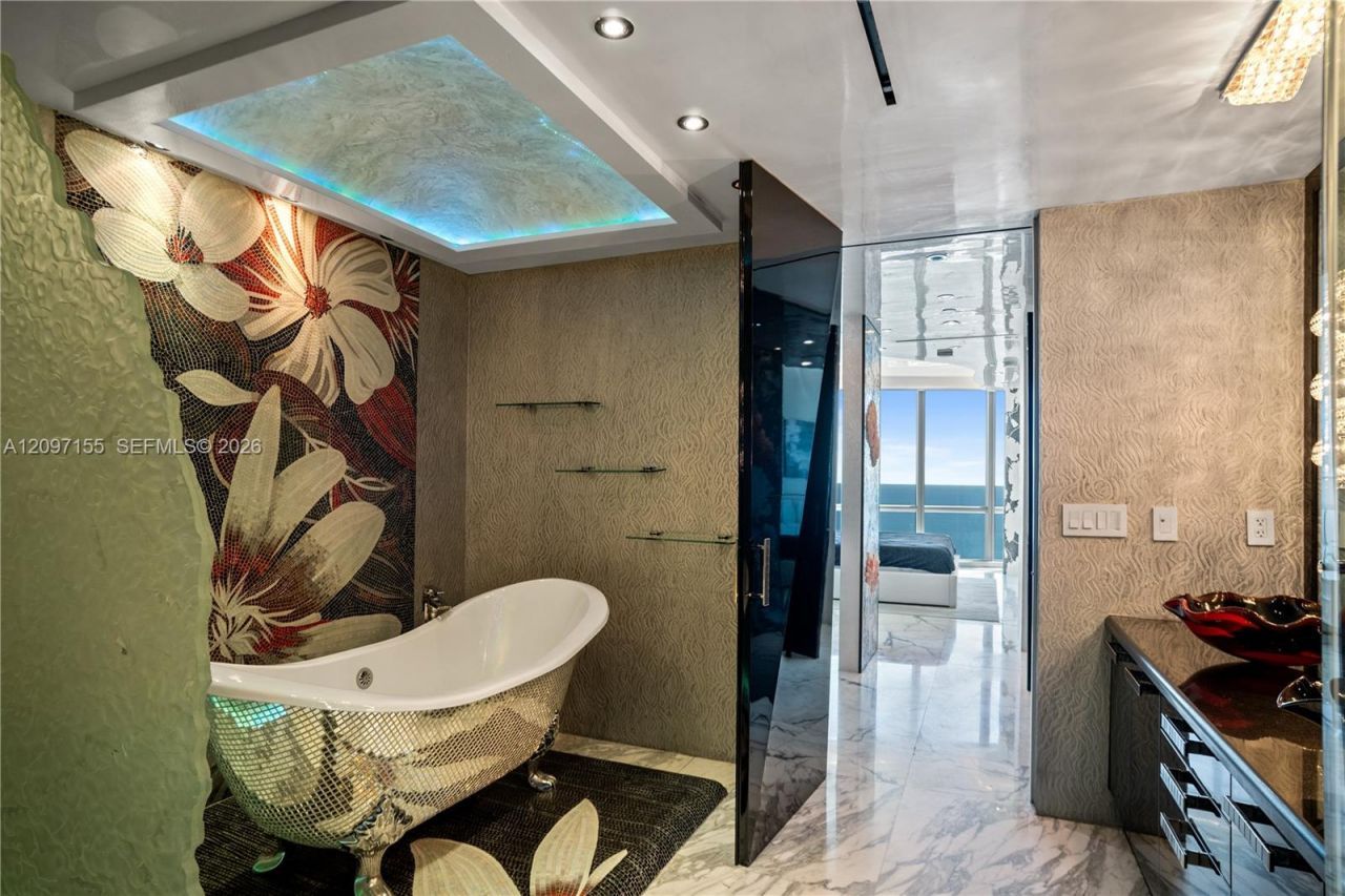 17121 Collins Ave, Unit 4203, Sunny Isles Beach, FL 33160 Photo