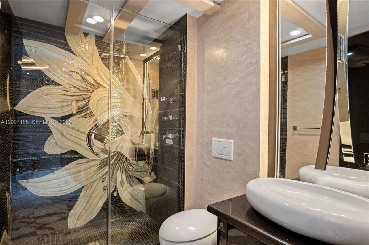 17121 Collins Ave, Unit 4203, Sunny Isles Beach, FL 33160 Photo
